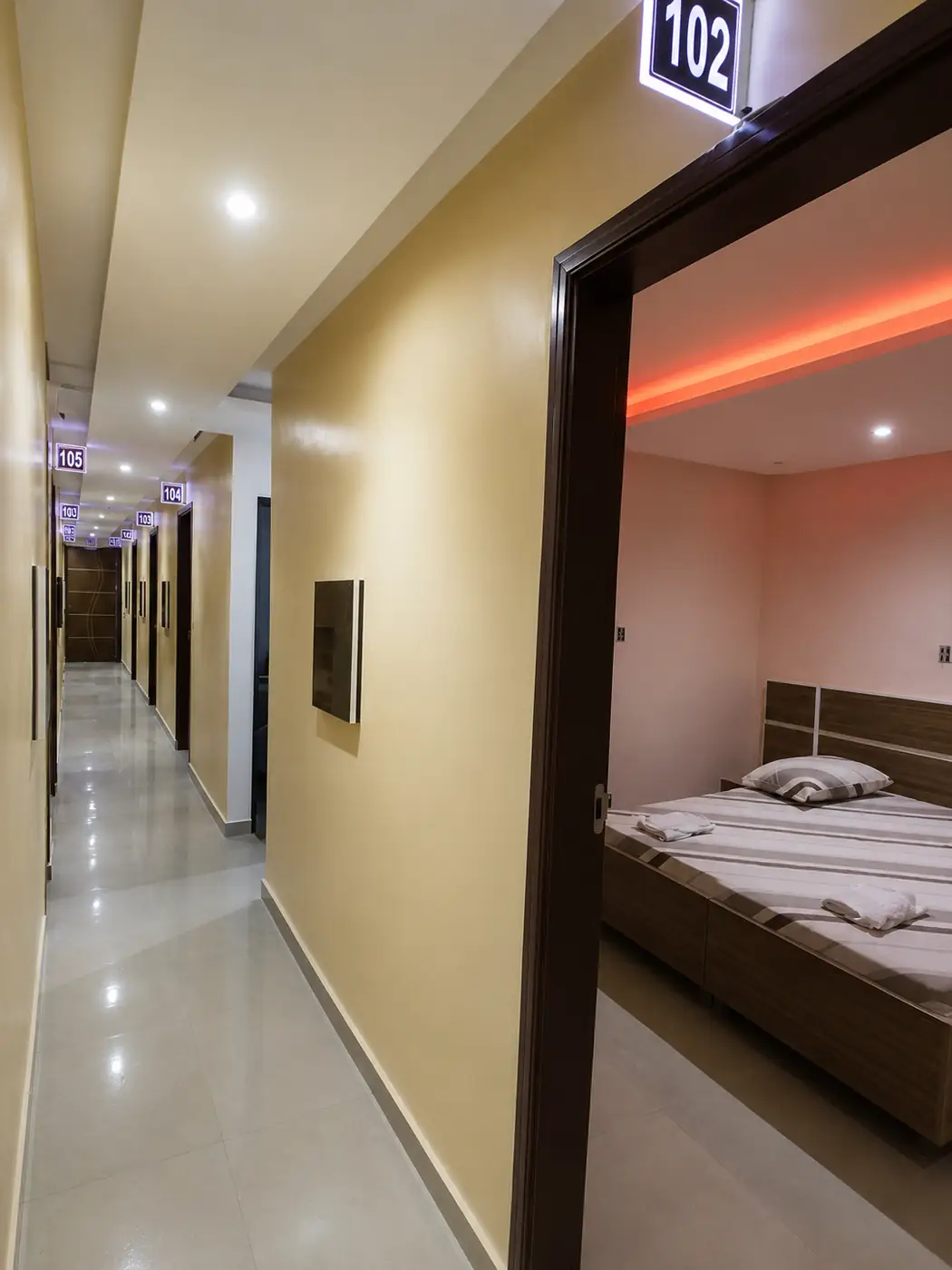 Corredor de quartos na chegada